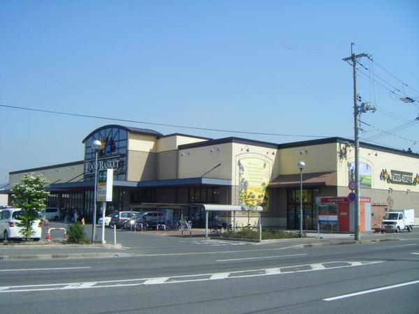 ニューシティ守上Ｂ(ニシナフードバスケット中畝店)