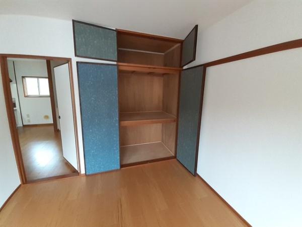 ベルハイツ岡野