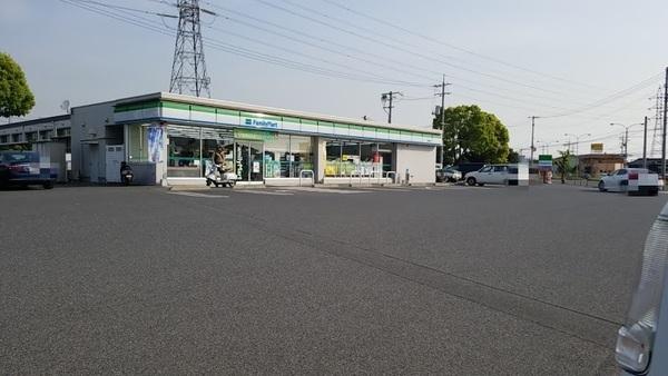 ヴィラ・ボナール(ファミリーマート水島亀島店)