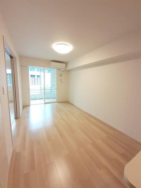 ニュー・エンブレムＢ