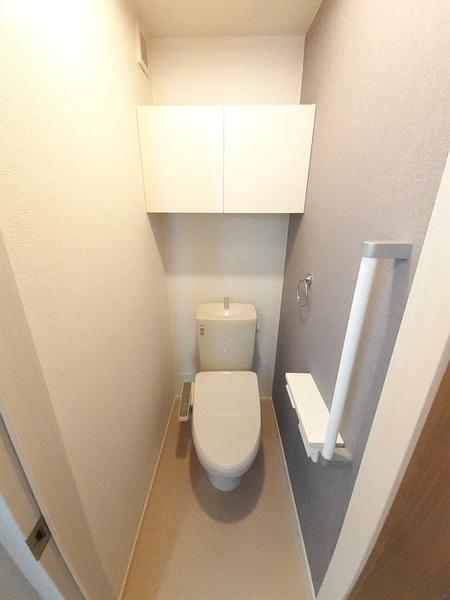 ニュー・エンブレムＢ