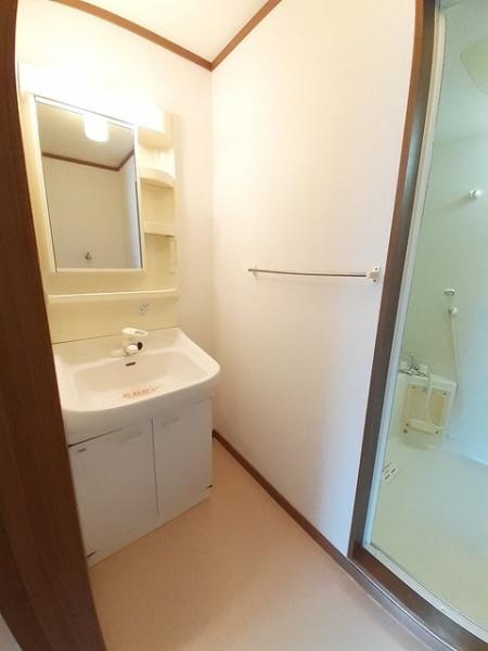 ミドルロ-ドA(洗面台・洗面所)