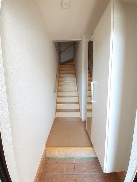 クリスタルローズ　Ａ棟