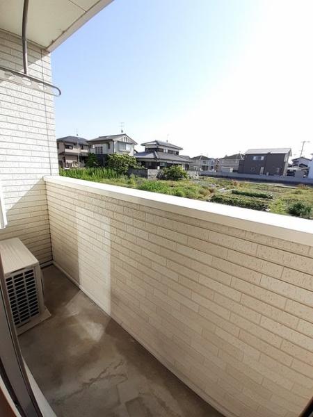クレール弐番館(バルコニー)