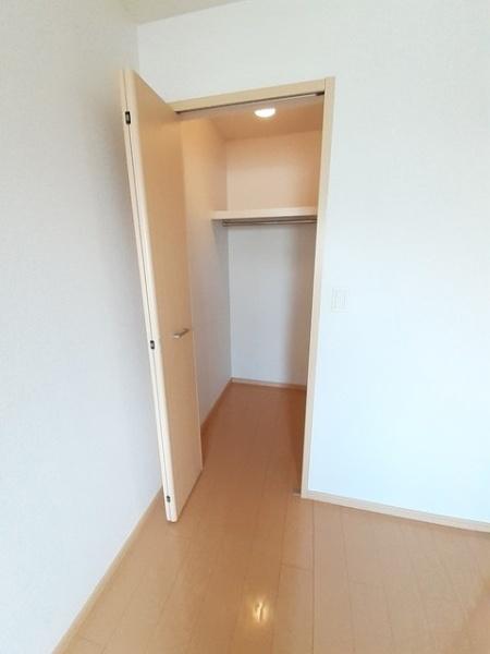 ヴィラージュ弐番館