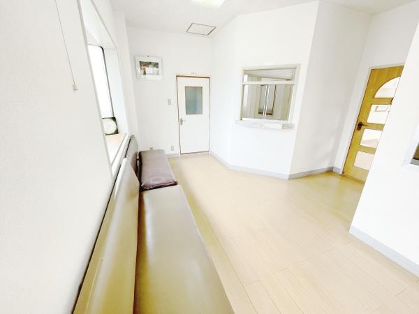 東弥生町