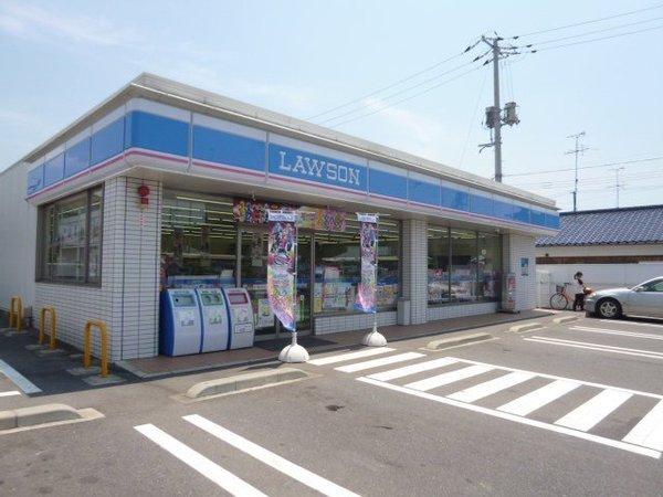 セジュール由城(ローソン倉敷鶴新田店)