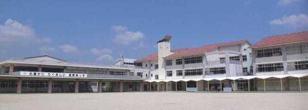 パークサイド堀南 F棟(倉敷市立倉敷南小学校)
