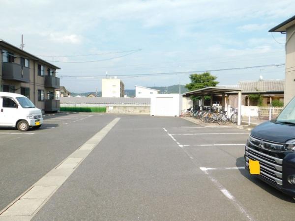 シャトルミヤケ　G棟