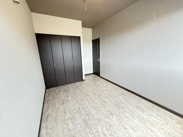 SUBURB　TERRACE　黒崎新町