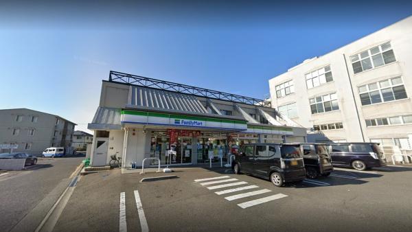 シャーメゾンシティルイーレ(ファミリーマート倉敷笹沖西店)