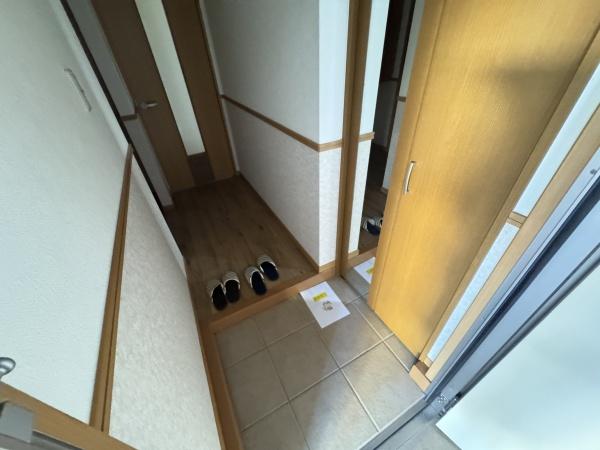 ハピネス中畝　A