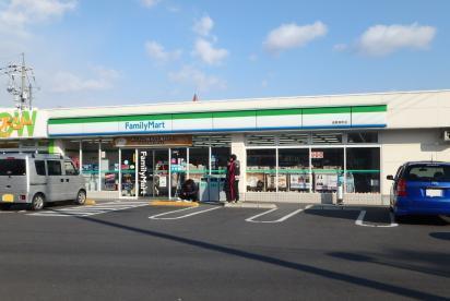 エスポワール倉敷(ファミリーマート倉敷東町店)