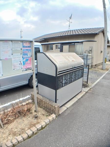 ヒルサイドハウス