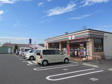 クリスタルローズ B棟(セブンイレブン新倉敷駅前1丁目店)
