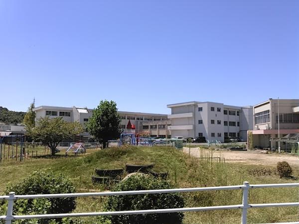 ラ・コリーヌ(浅口市立鴨方西小学校)