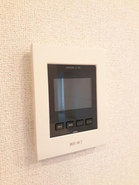 ラヴィベールアイ　１