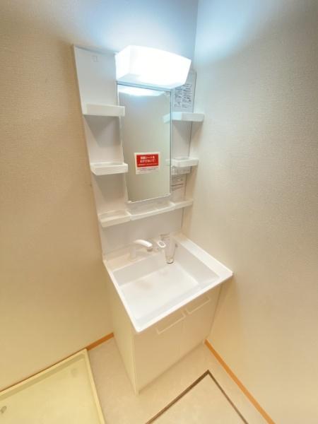 ボンヌシャンスＩＳＩＤＡ　Ａ棟
