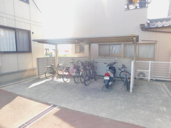 ボンヌシャンスＩＳＩＤＡ　Ａ棟