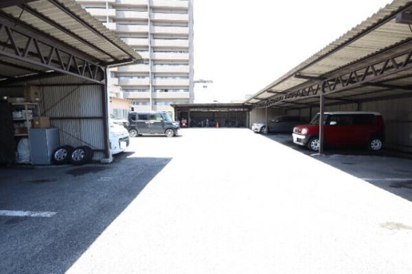 駅前ビル
