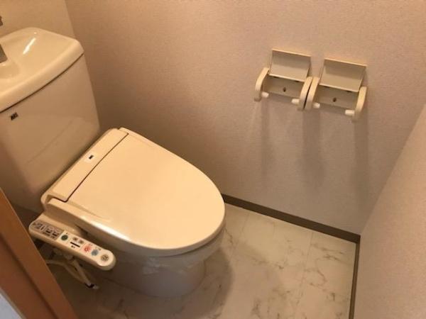 ウィステリア