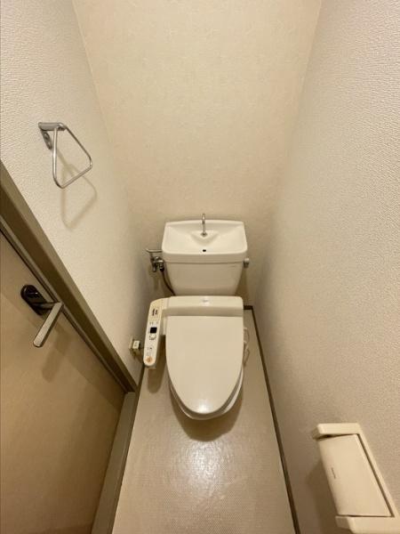 ウインズコート(トイレ)