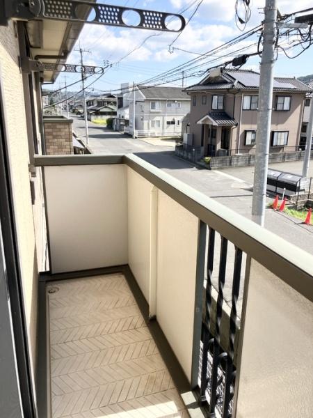 エル・プラティア　B棟