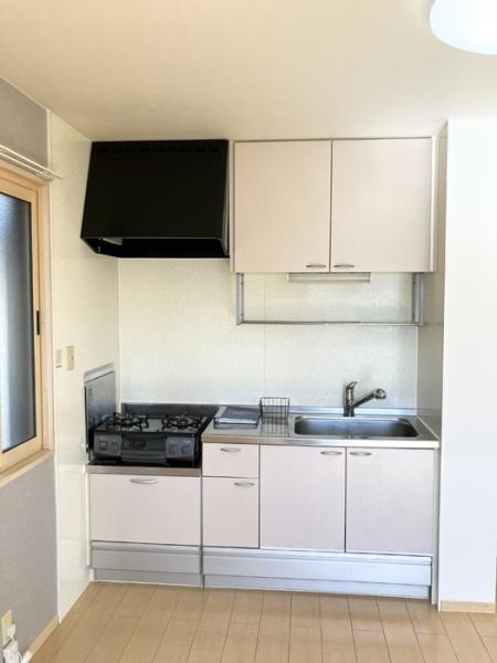 エル・プラティア　B棟