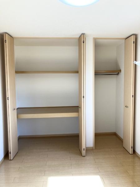 エル・プラティア　B棟