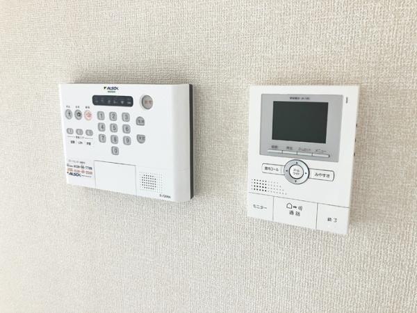 ナウ　リヴィエール