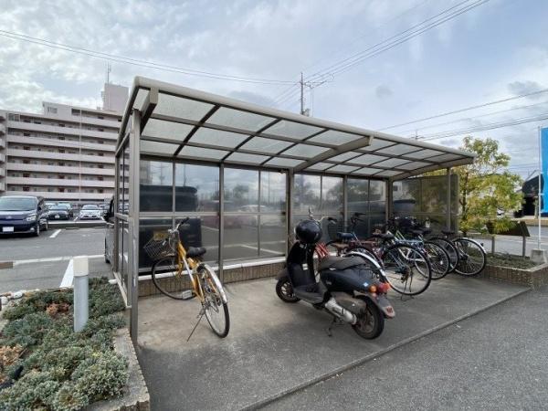 アネシス・アイ　B棟