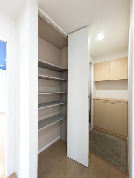 アネシス・アイ　B棟