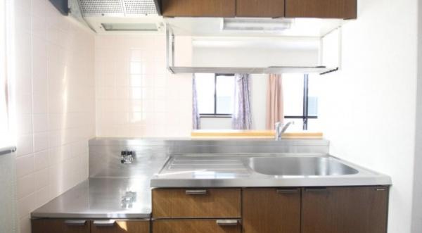 フォブール緑丘　B