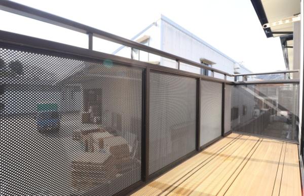 フォブール緑丘　B