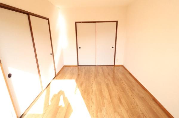 フォブール緑丘　B