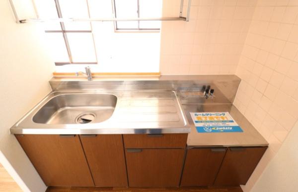 フォブール緑丘　B