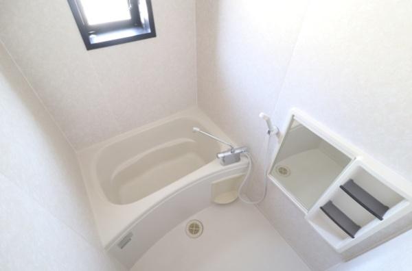 フォブール緑丘　B