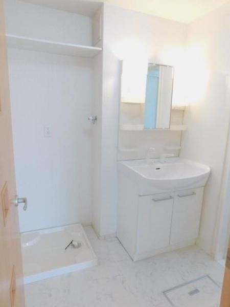 フレブラースⅡ　A棟