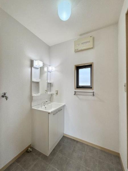 アクアグレイス