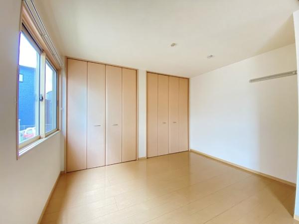 ライフモア守上　B棟