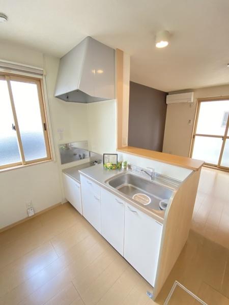 ライフモア守上　B棟