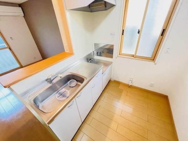 ライフモア守上　B棟