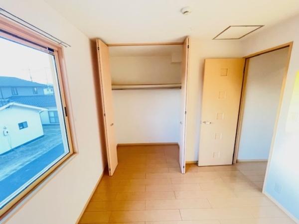 ライフモア守上　B棟