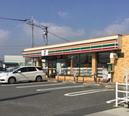 ファミーユヴィラS(セブンイレブン倉敷児島下の町9丁目店)