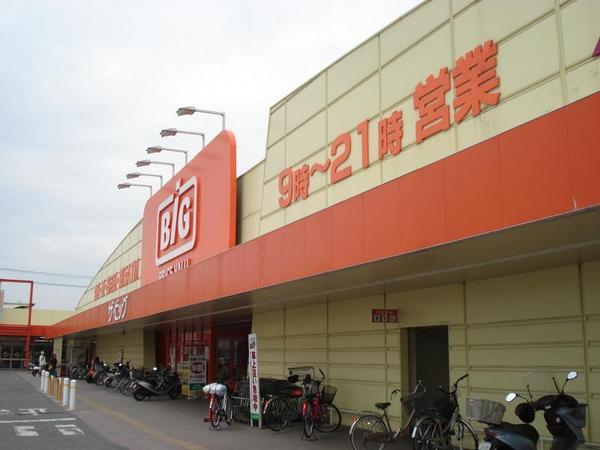 グランソレイユ　B(ザ・ビッグ連島店)