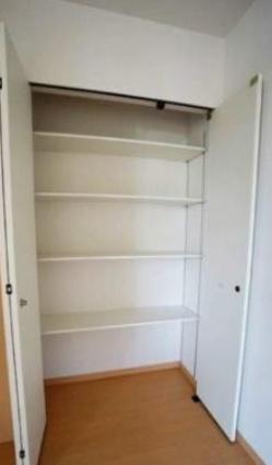 コンフォールK　C棟