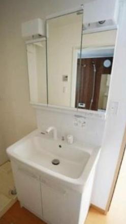 コンフォールK　C棟