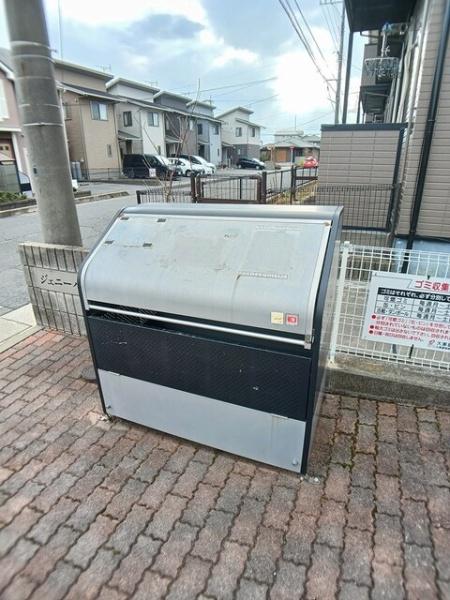ジェニーハイツ