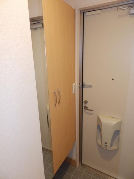 サンハートピアC棟