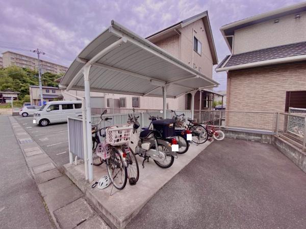 リブライス　A棟